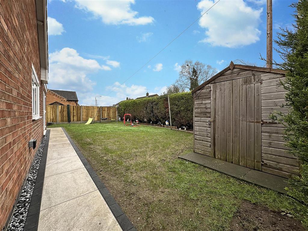 Private Enclosed Garden 167