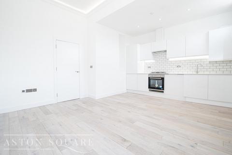 1 bedroom flat to rent, Latitude House, Horn Lane, London, W3