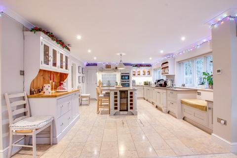 7 bedroom detached house for sale, Armstrong Road, Brockenhurst, SO42