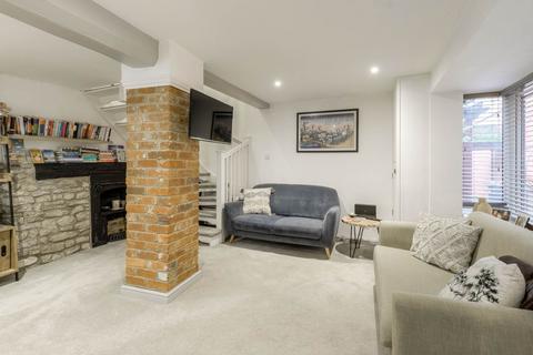 undefined, Clifton Court, Newport Pagnell MK16