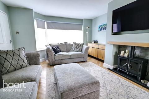 3 bedroom semi-detached house for sale, Croft Road, Balby, Doncaster