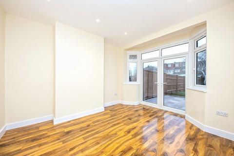 undefined, Ellerdine Road, Hounslow TW3