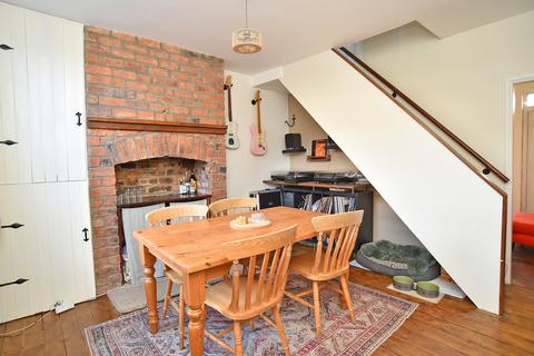 2 bedroom terraced house for sale, Ashfield Terrace, Harrogate