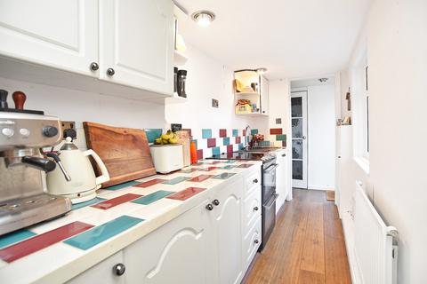2 bedroom terraced house for sale, Ashfield Terrace, Harrogate