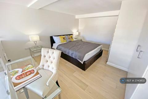 undefined, Mcdonald Road, Edinburgh, EH7