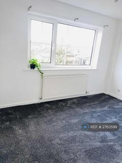 2 bedroom terraced house to rent, Goodison Boulevard, Doncaster, DN4