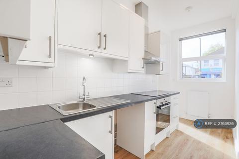 1 bedroom flat to rent, Footscray Road, London, SE9