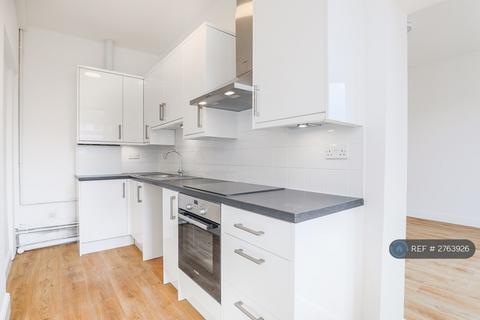 1 bedroom flat to rent, Footscray Road, London, SE9