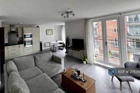 2 bedroom flat to rent, Midlothian Court, Gateshead, NE8