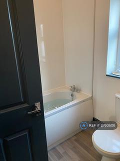 3 bedroom terraced house to rent, Wellowgate, Grimsby, DN32