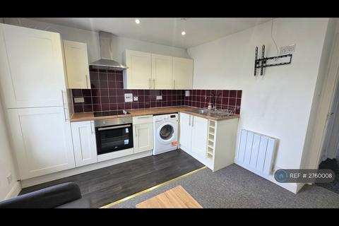 2 bedroom flat to rent, Rosefield Street, Dundee, DD1