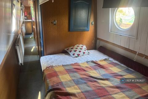 1 bedroom houseboat to rent, Ladbroke Grove, London, W10