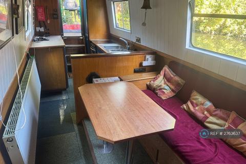 1 bedroom houseboat to rent, Ladbroke Grove, London, W10