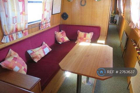 undefined, Ladbroke Grove, London, W10