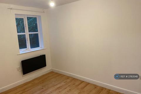 undefined, Coltswood Court, London, N14