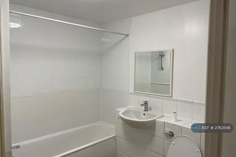 undefined, Coltswood Court, London, N14