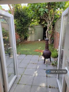 1 bedroom in a house share to rent, Welbeck Road, London, E6
