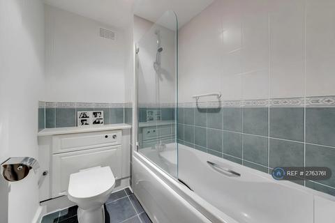 1 bedroom flat to rent, Susan Constant Court, London, E14