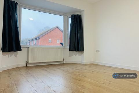 1 bedroom in a house share to rent, Tamworthlane, Merton, CR4