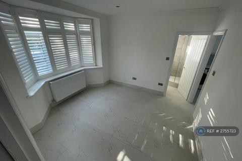 undefined, Pickhurst, Bromley, BR4