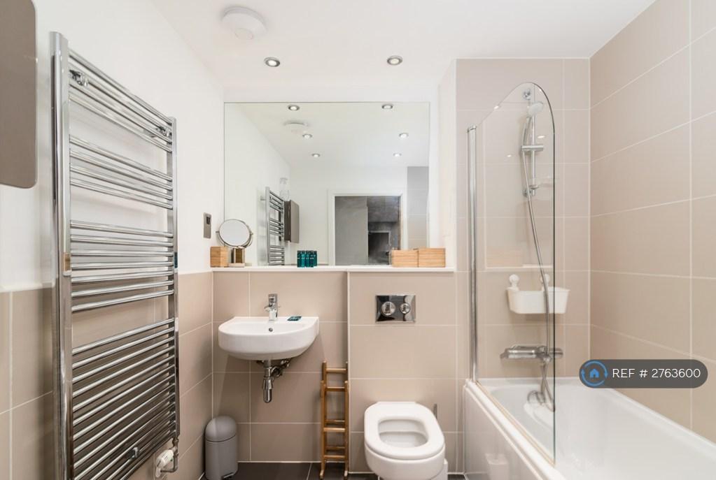 Main Bathroom