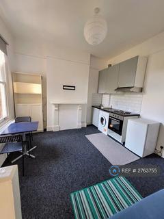 Studio to rent, Rosendale Road, London, SE21