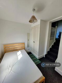 Studio to rent, Rosendale Road, London, SE21