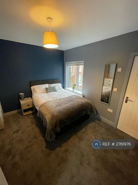 Room 1 - Bedroom