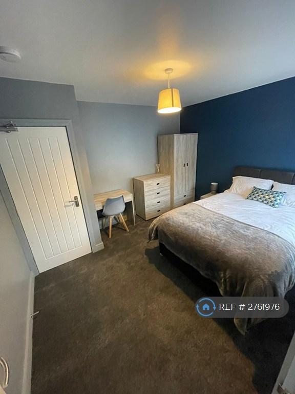 Room 1 - Bedroom