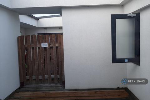 1 bedroom flat to rent, Eltham High Street, London, SE9