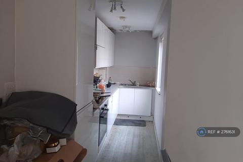 1 bedroom flat to rent, Eltham High Street, London, SE9