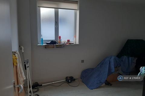 1 bedroom flat to rent, Eltham High Street, London, SE9