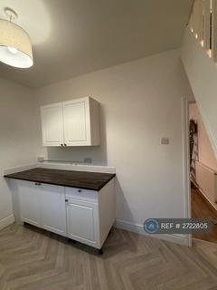 2 bedroom terraced house to rent, Mulberry Road, Birkenhead, CH42