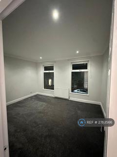 3 bedroom terraced house to rent, Briscoe Road, London, SW19