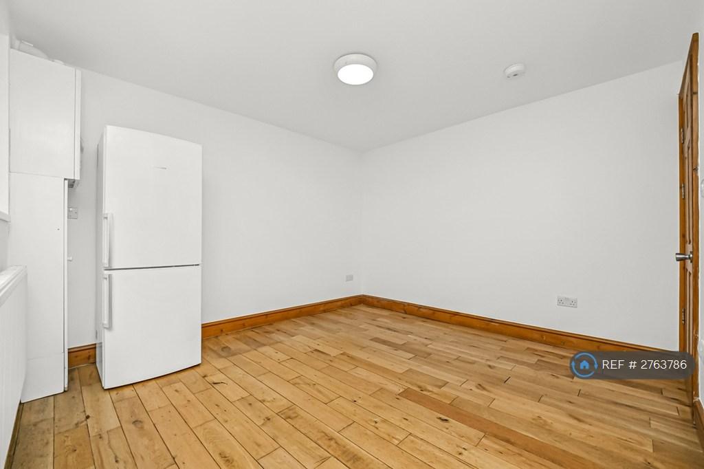 Kitchen/Living Room