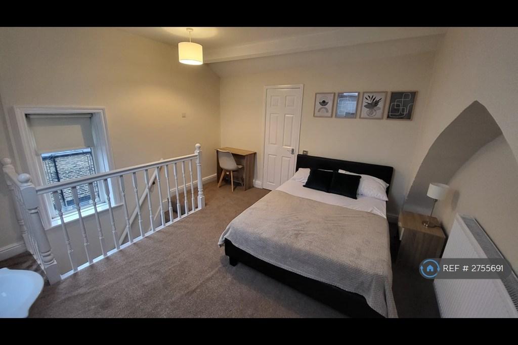 Room 6 - Let