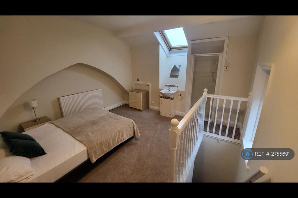Room 6 - Let