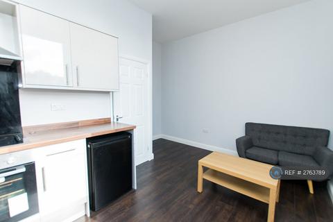 1 bedroom flat to rent, Dovercastle, Nottingham, NG7