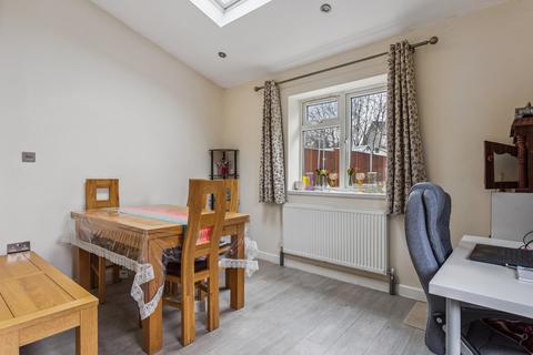 3 bedroom semi-detached house for sale, Greenway, Pinner, HA5
