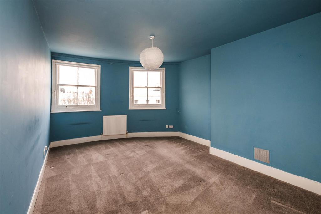 Flat 5, 68 Lansdowne Place -8.jpg
