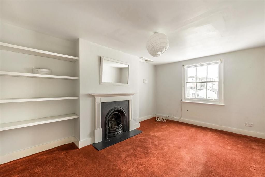 Flat 5, 68 Lansdowne Place -5.jpg