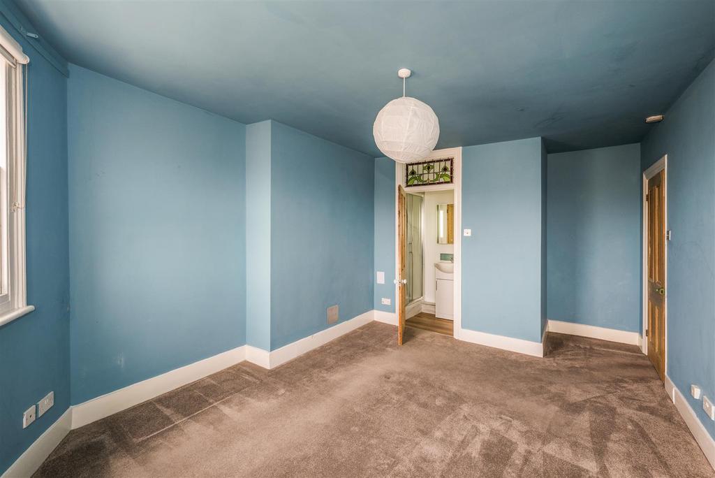 Flat 5, 68 Lansdowne Place -9.jpg