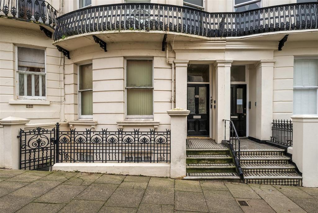 Flat 5, 68 Lansdowne Place -2.jpg
