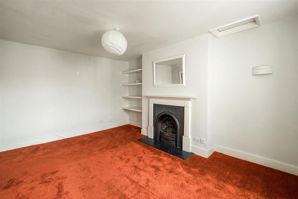 Flat 5, 68 Lansdowne Place -7.jpg