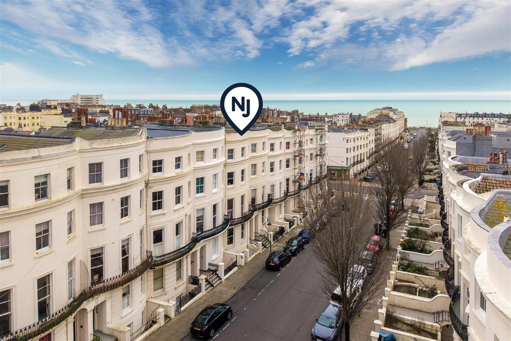 Flat 5, 68 Lansdowne Place -19.jpg