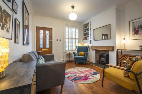 3 bedroom end of terrace house for sale, Silverdale Road, Tunbridge Wells (close to station)