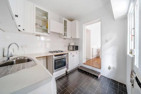 2 bedroom apartment for sale, Egerton Gardens, London