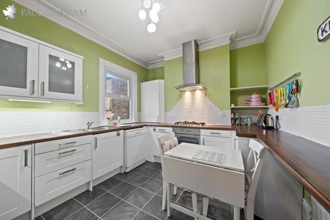 3 bedroom maisonette for sale, Stafford Road, Wallington