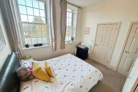3 bedroom terraced house for sale, Watertower Way, Basingstoke RG24