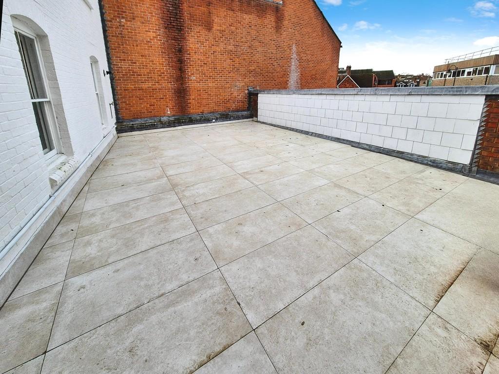 Communal Roof Terrace